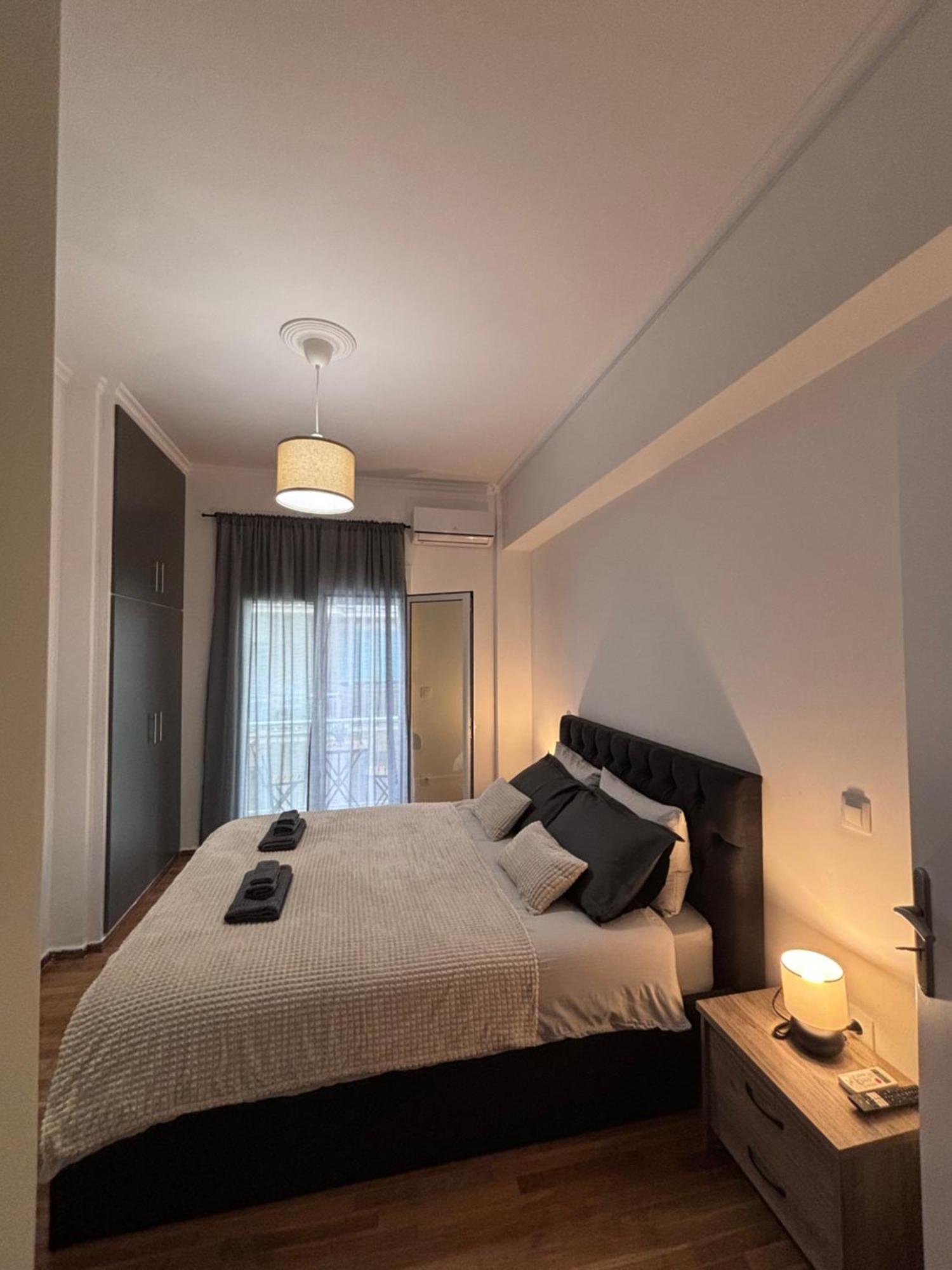 Cozy Apartment In The Heart Of Афины Экстерьер фото