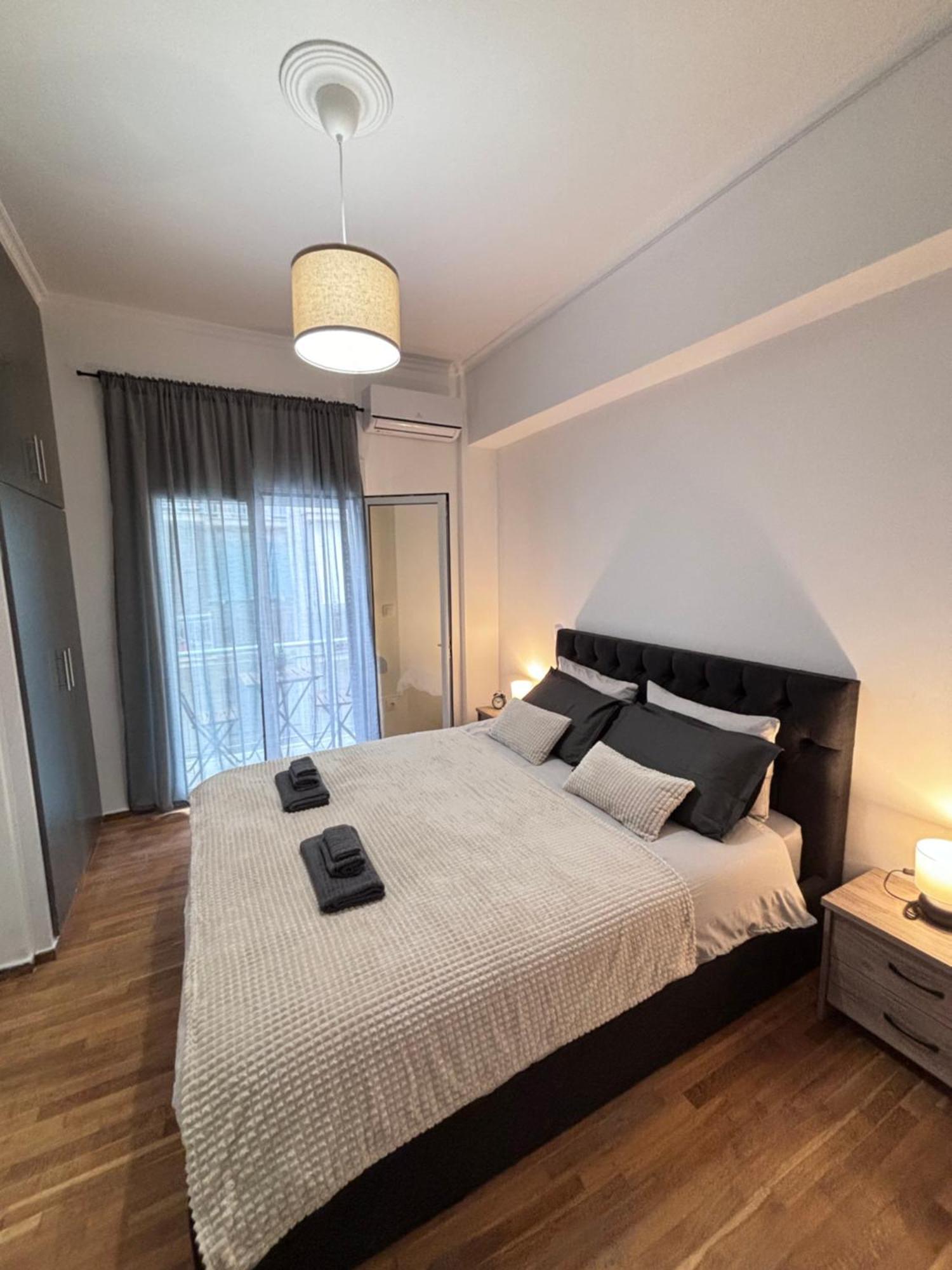 Cozy Apartment In The Heart Of Афины Экстерьер фото